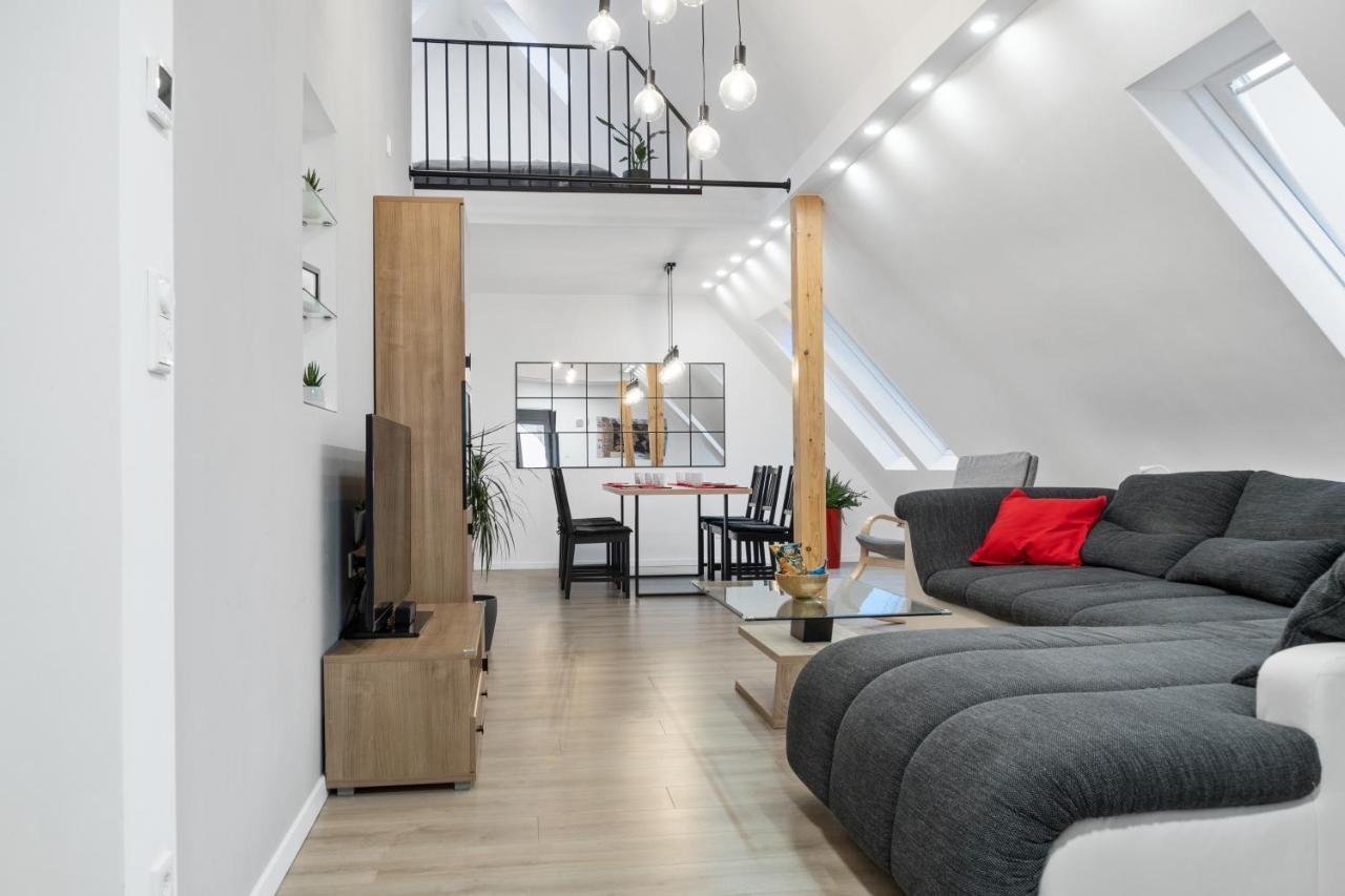 Modernes 3-Zimmer Loft Mit Balkon Hennesee 5 Min Eslohe Exteriör bild